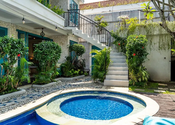 Villa Tyche Luxury 4br Pool Walk To Double Six & Eat Street Seminyak (Bali)
