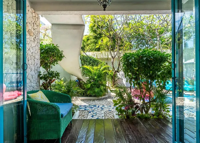 Villa Tyche Luxury 4br Pool Walk To Double Six & Eat Street *