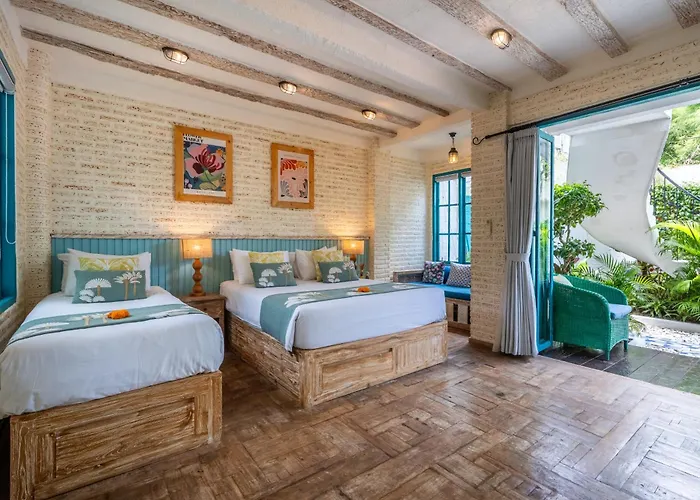 Villa Tyche Luxury 4br Pool Walk To Double Six & Eat Street Seminyak (Bali)